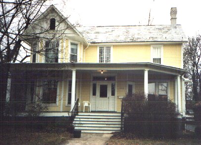 111cam01.jpg (35544 bytes)
