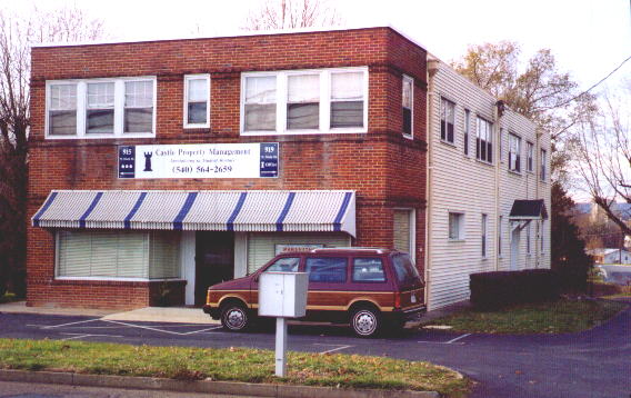 Cpm100.jpg (53007 bytes)
