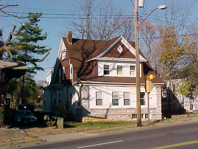 6.jpg (32276 bytes)
